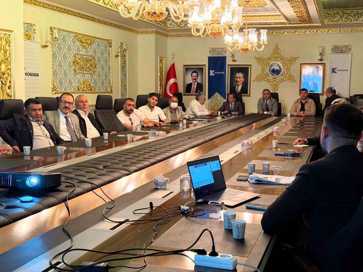 KOSGEB destek programları Ağrı'da tanıtıldı