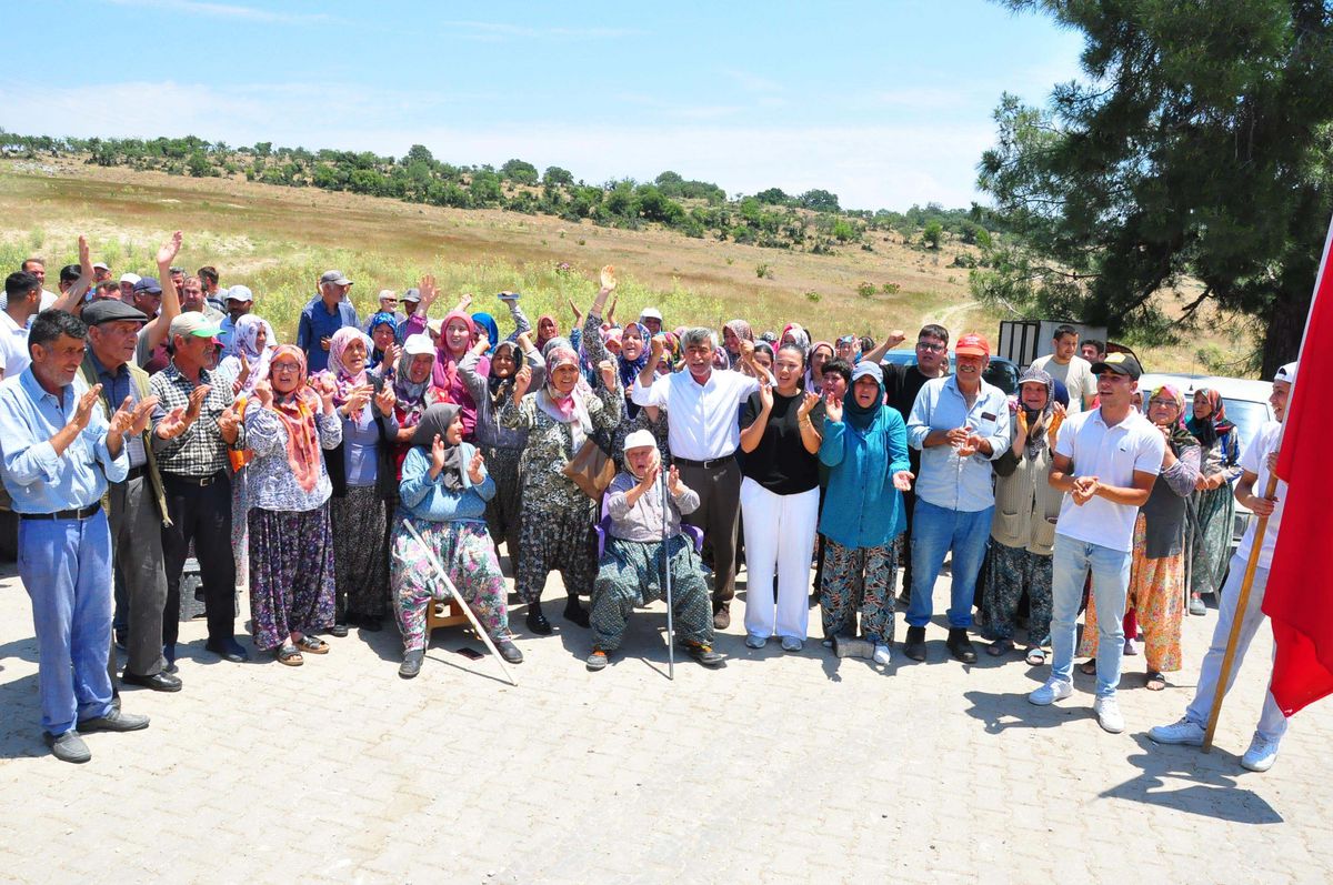 Yağcılar Mahallesi'nde Yeni Mezarlık Projesine Tepki: Traktö