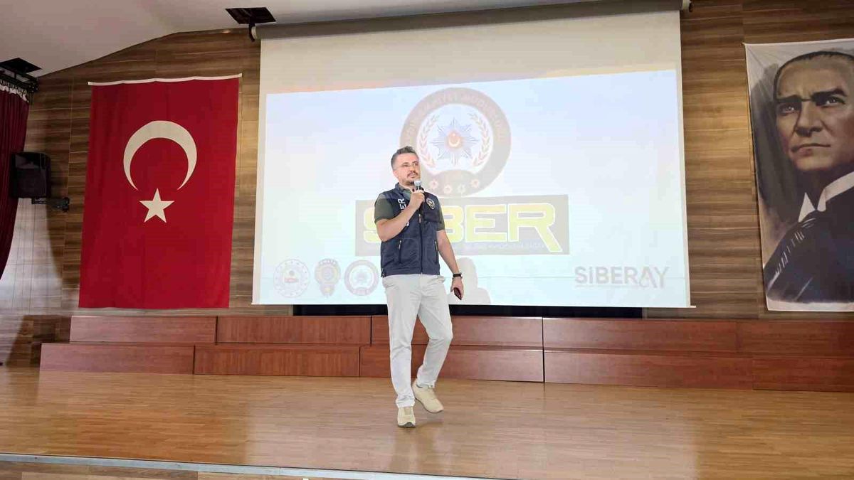 Nazilli'de siber güvenlik bilgilendirme semineri düzenlendi
