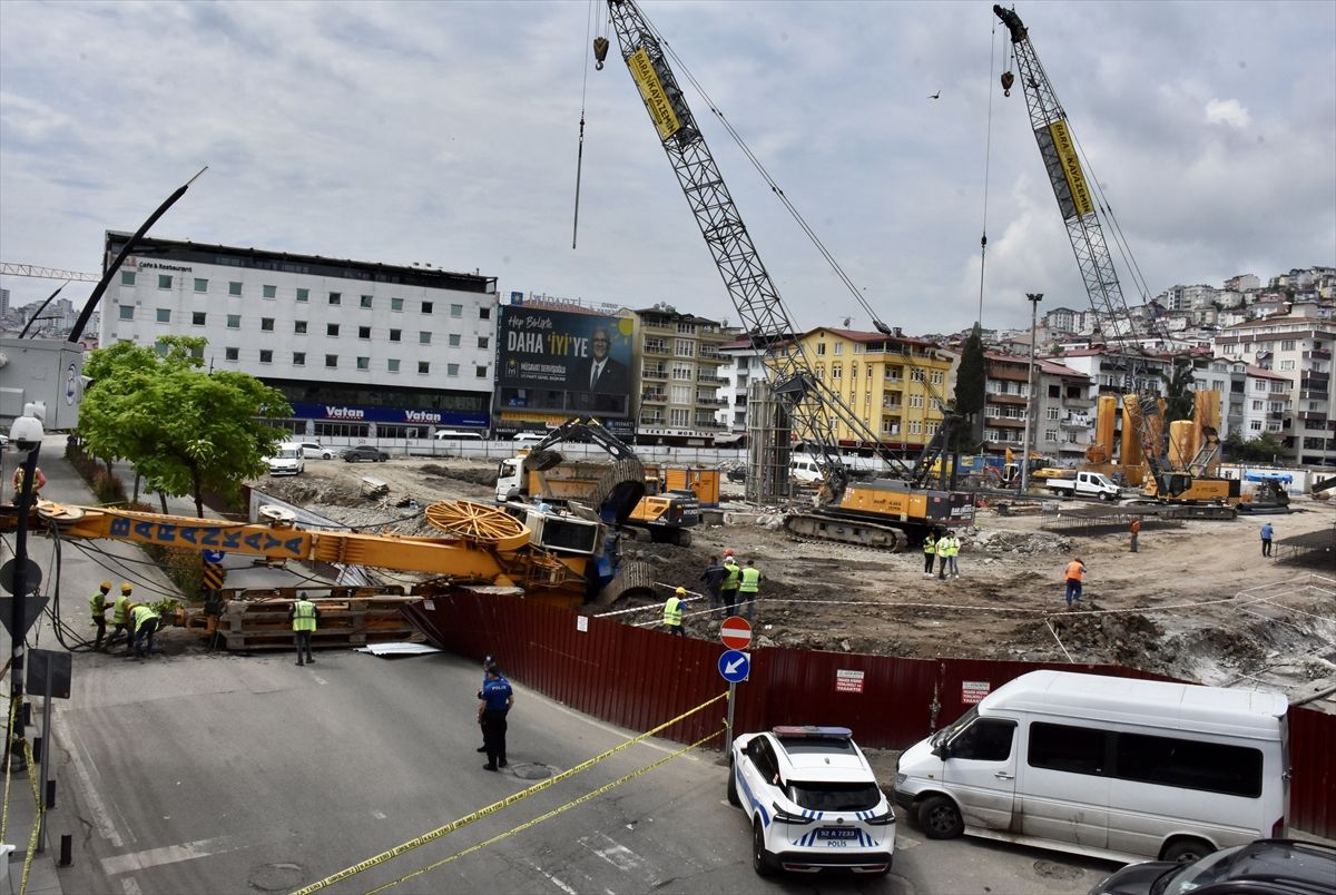 Ordu'da devrilen iş makinesinin operatörü yaralandı