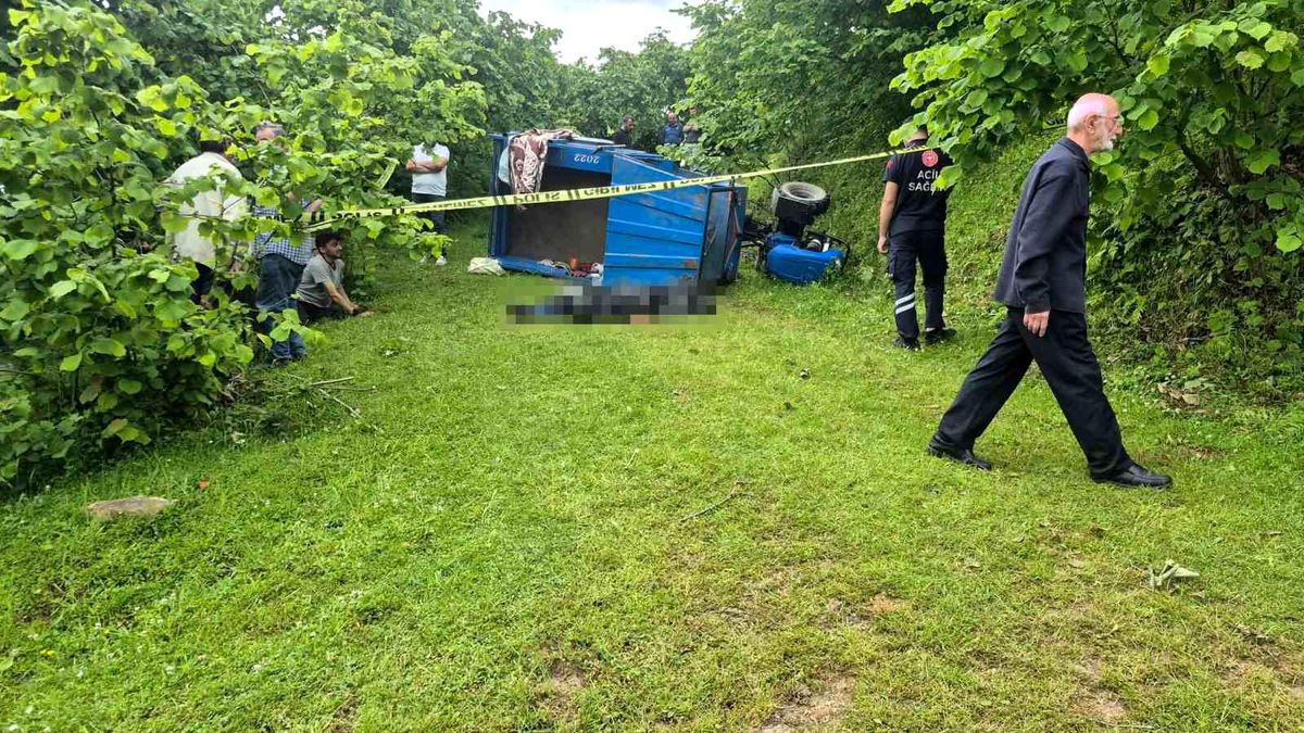 Ordu'da devrilen patpatın altında kalan sürücü öldü