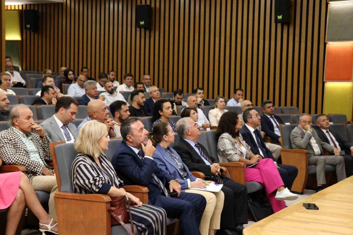 Sanayi ve teknoloji gündemi Yalova OSB'de değerlendirildi