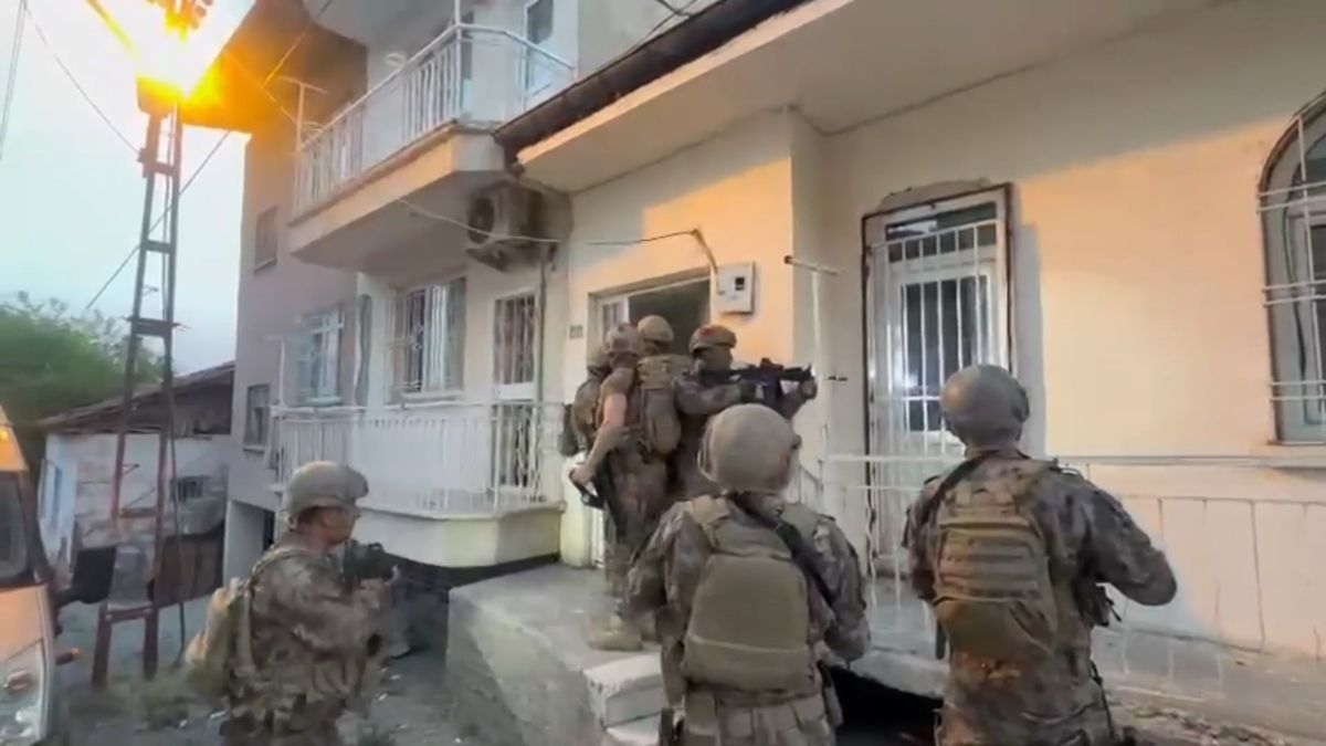 Şanlıurfa merkezli 21 ilde DEAŞ operasyonu; 47 gözaltı