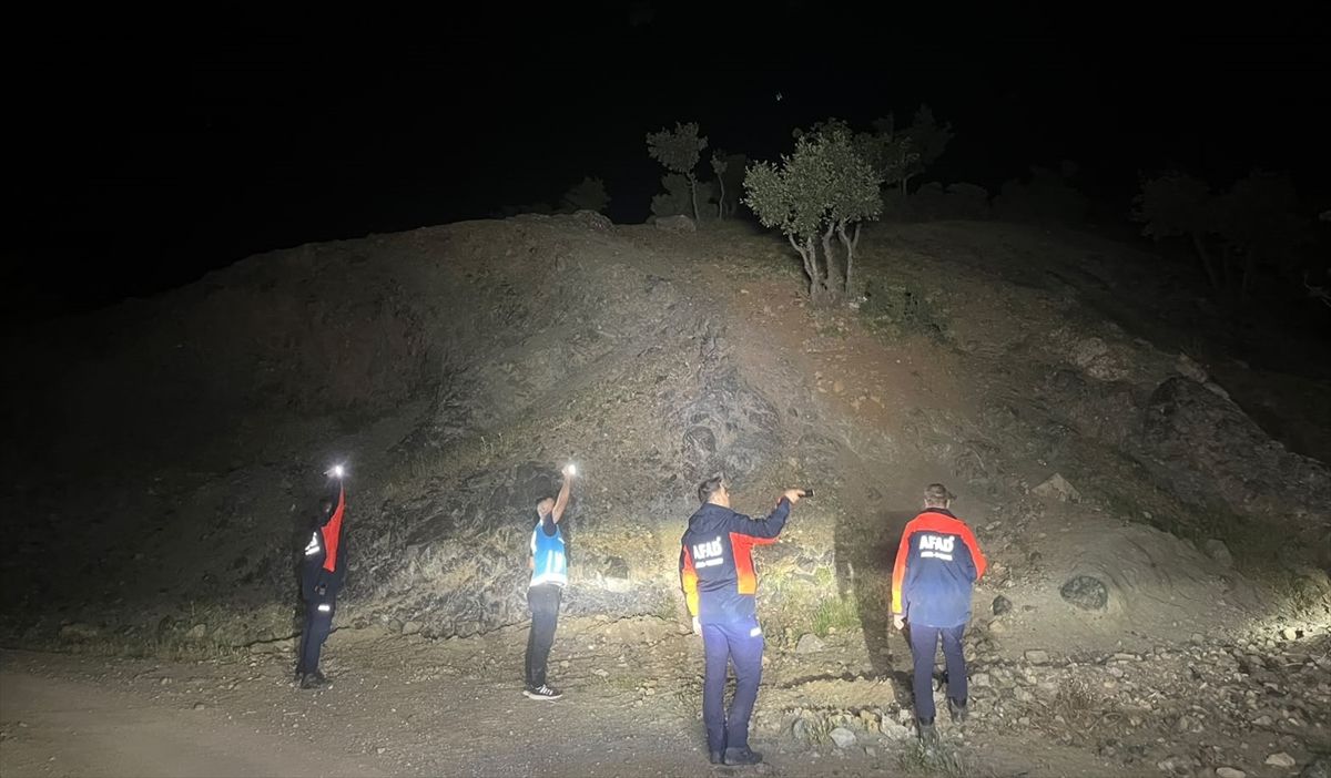 Siirt'te kayıp ihbarı yapılan çobanın bulunması için çalışma başlatıldı