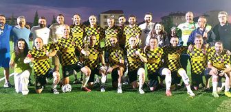Tekirdağ Dostspor Veteran takımı üst üste üçüncü kez şampiyon oldu