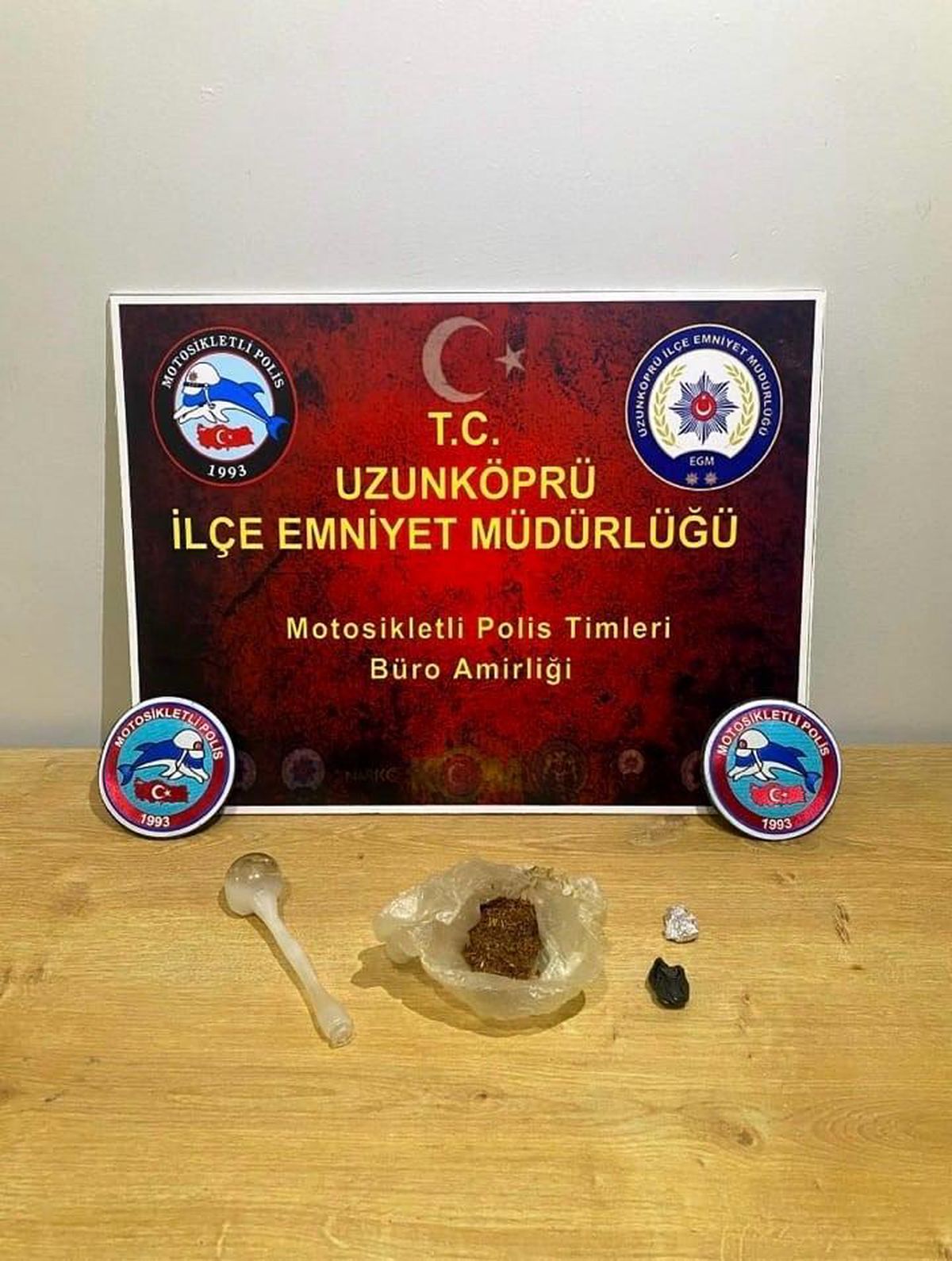 Uzunköprü'de şüpheli araçtan uyuşturucu çıktı