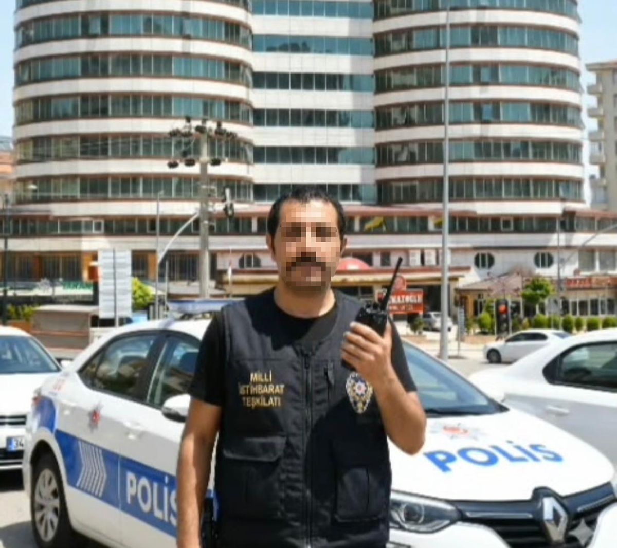 Yapay zeka destekli la kendisini MİT'le irtibatlı gibi göste
