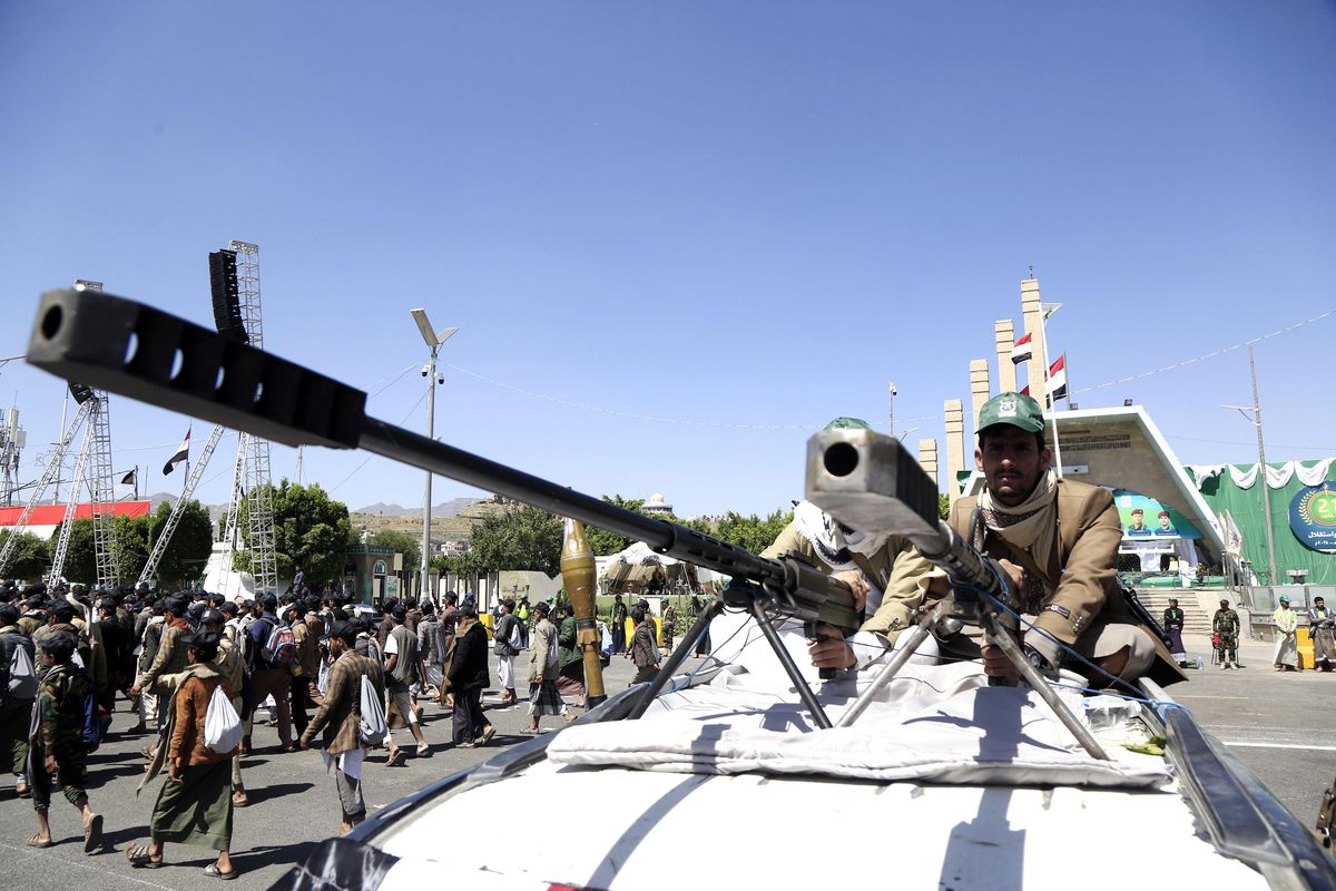 Yemenli Askeri Yetkili: Hükümet Güçleri ile Husiler Arasında Çatışma Çıktı