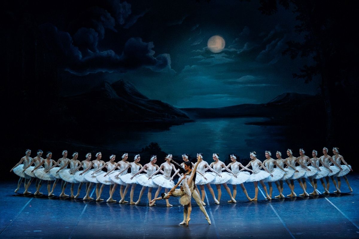 17. Uluslararası İstanbul Opera ve Bale Festivali, 'Kuğu Gölü' balesi ile sona erdi