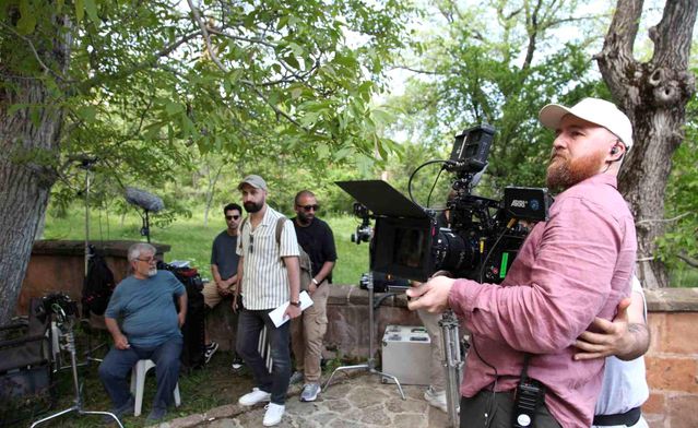 Ahlat'ta 'Sonsuz Güzel' isimli sinema filminin çekimlerine b
