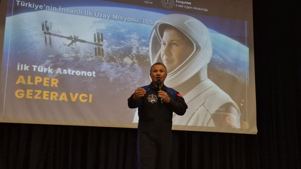 Alper Gezeravcı: 2028’de Türk astronotlar Ay’a iniş yapacak