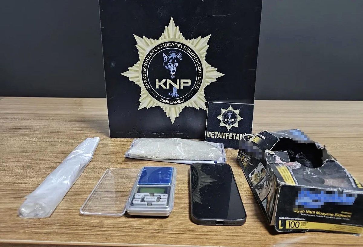 Babaeski'de 130 gram metamfetamin ele geçirildi: 2 tutuklama