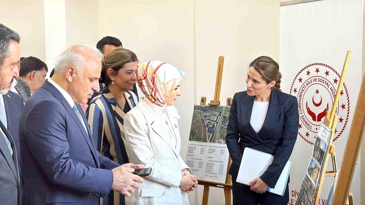 Bakan Göktaş, Diyarbakır'ın ilk huzurevinin olduğu kampüste 