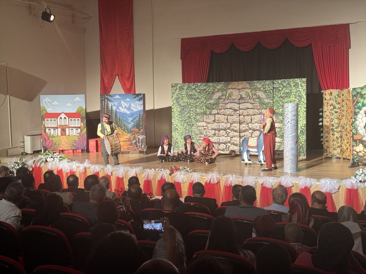Keloğlan Masal Yarışması'nda ödüller sahiplerini buldu