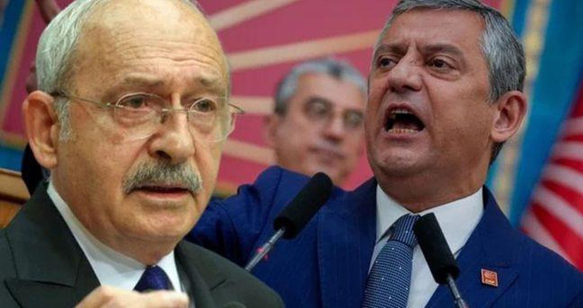 CHP Genel Merkezi önünde siyasi bir kalabalık.