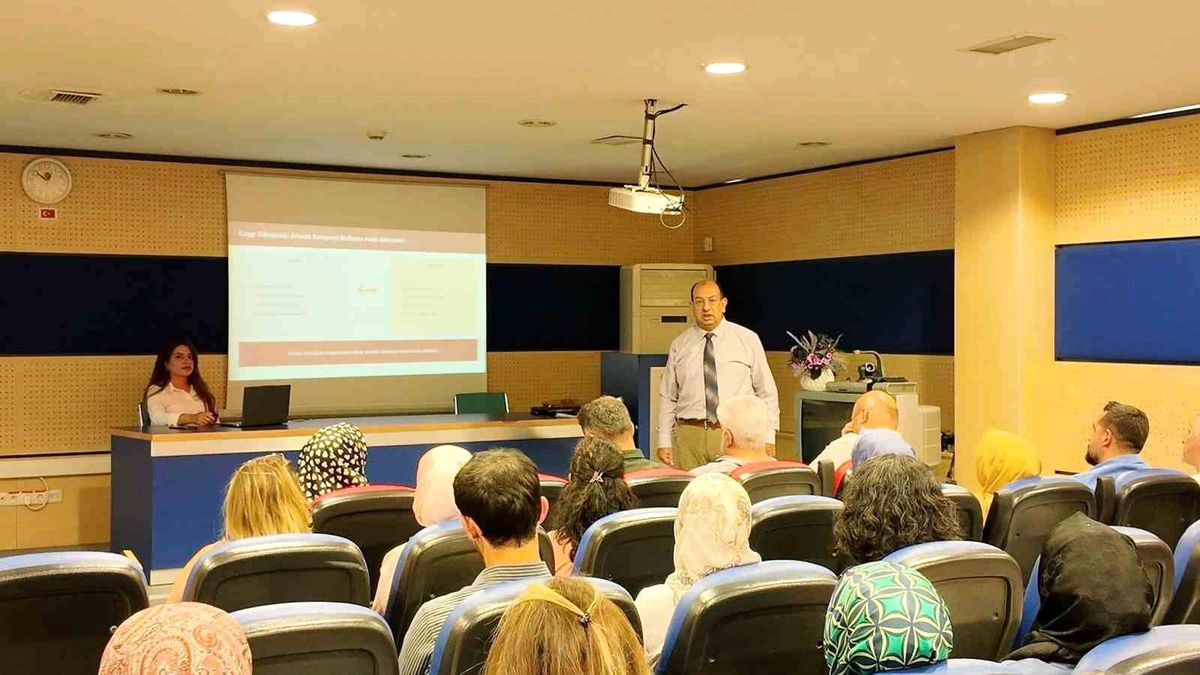 Elazığ’da Ebeveynlere Sınav Kaygısı Eğitimi