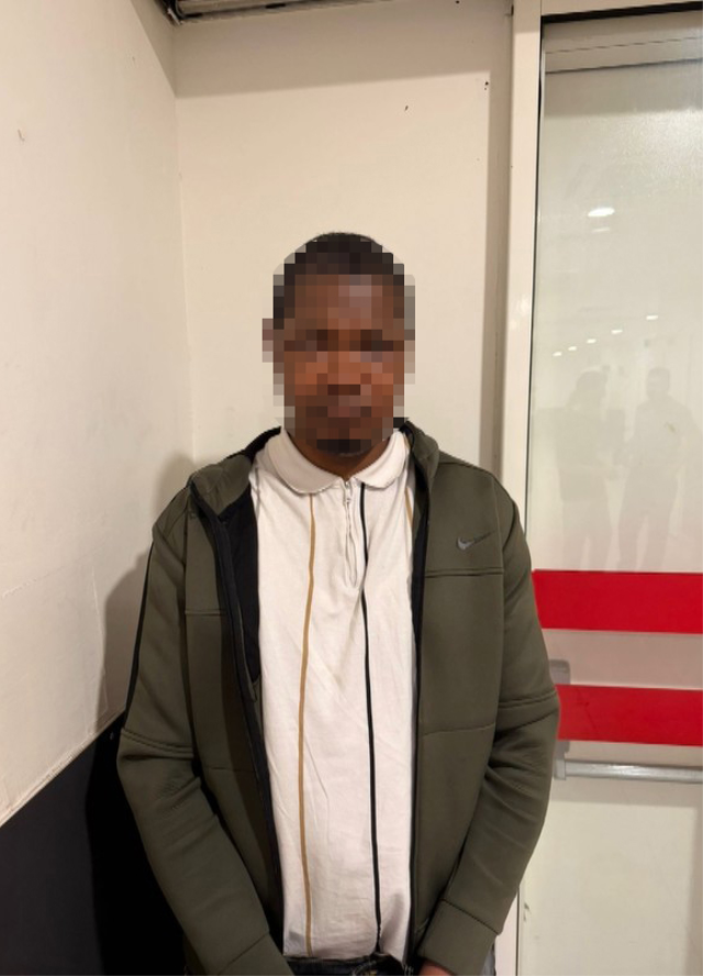 hong kong uyruklu dis hekimini 19936720 8489 1 m