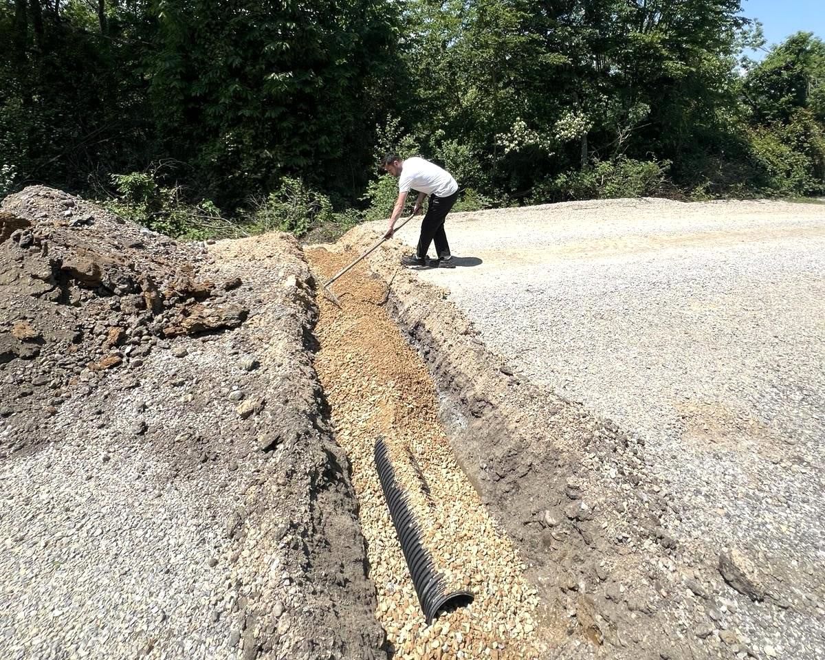 Düzce'nin Kaynaşlı ilçesine bağlı Sazköy'de tamamlanan altyapı çalışmaları