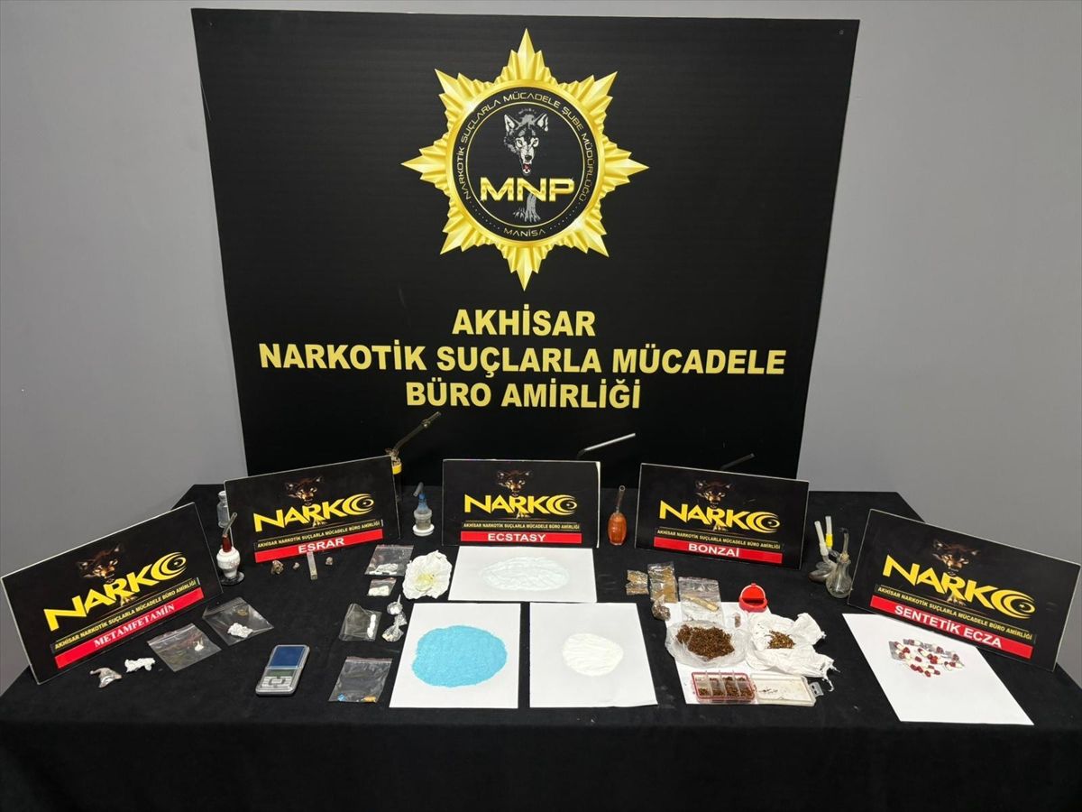 Manisa'da uyuşturucu operasyonunda 21 şüpheli tutuklandı
