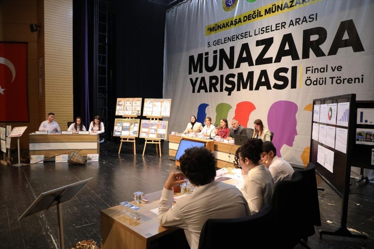 Ordu'da '5. Münakaşa Değil, Münazara Yarışması' düzenlendi