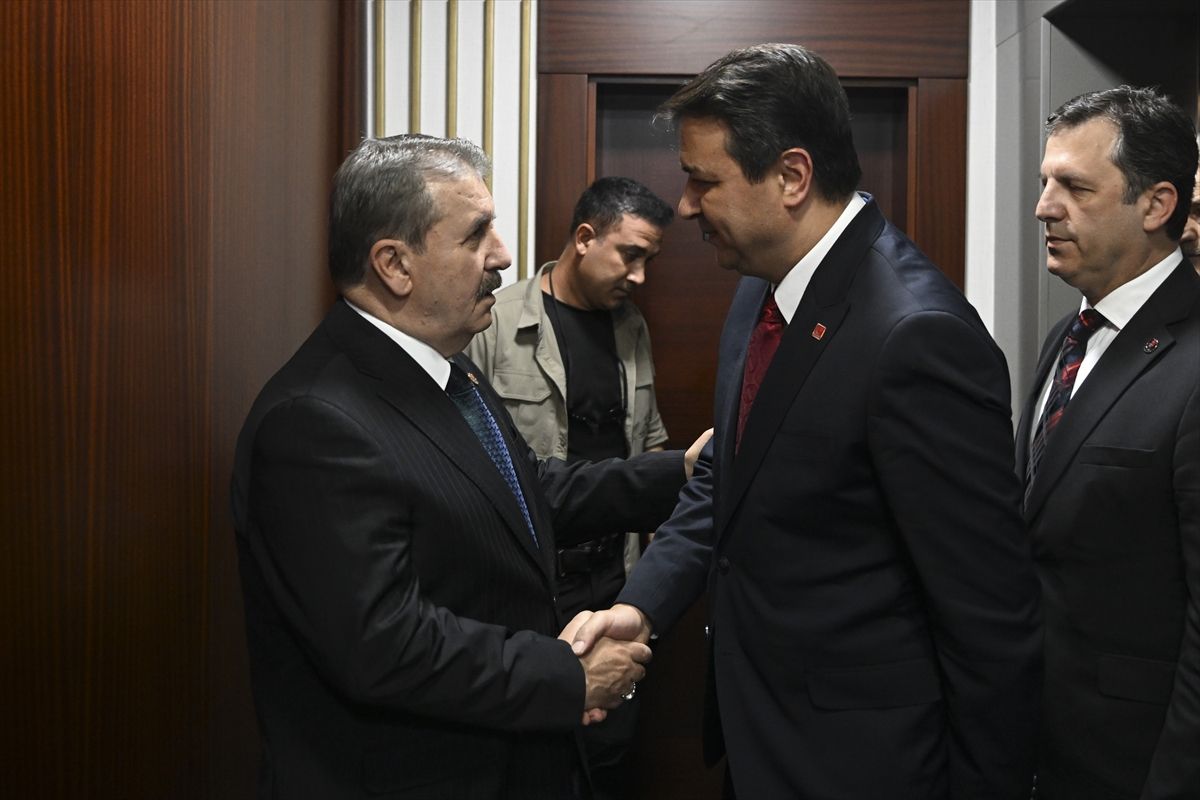 Saadet Partisi Genel Başkanı Arıkan'dan BBP Genel Başkanı De