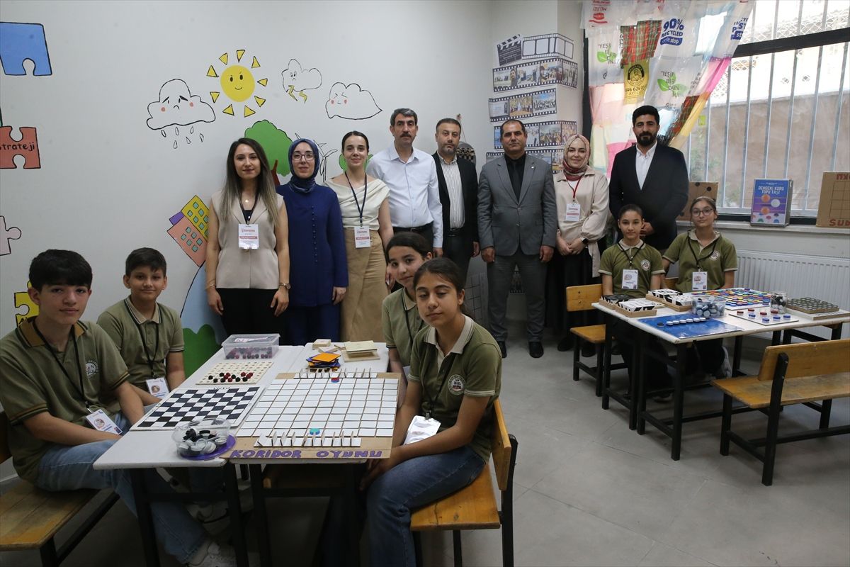 Şanlıurfa'da öğrencilerden 'Sıfır Atık Zeka Oyunları Atölyesi'