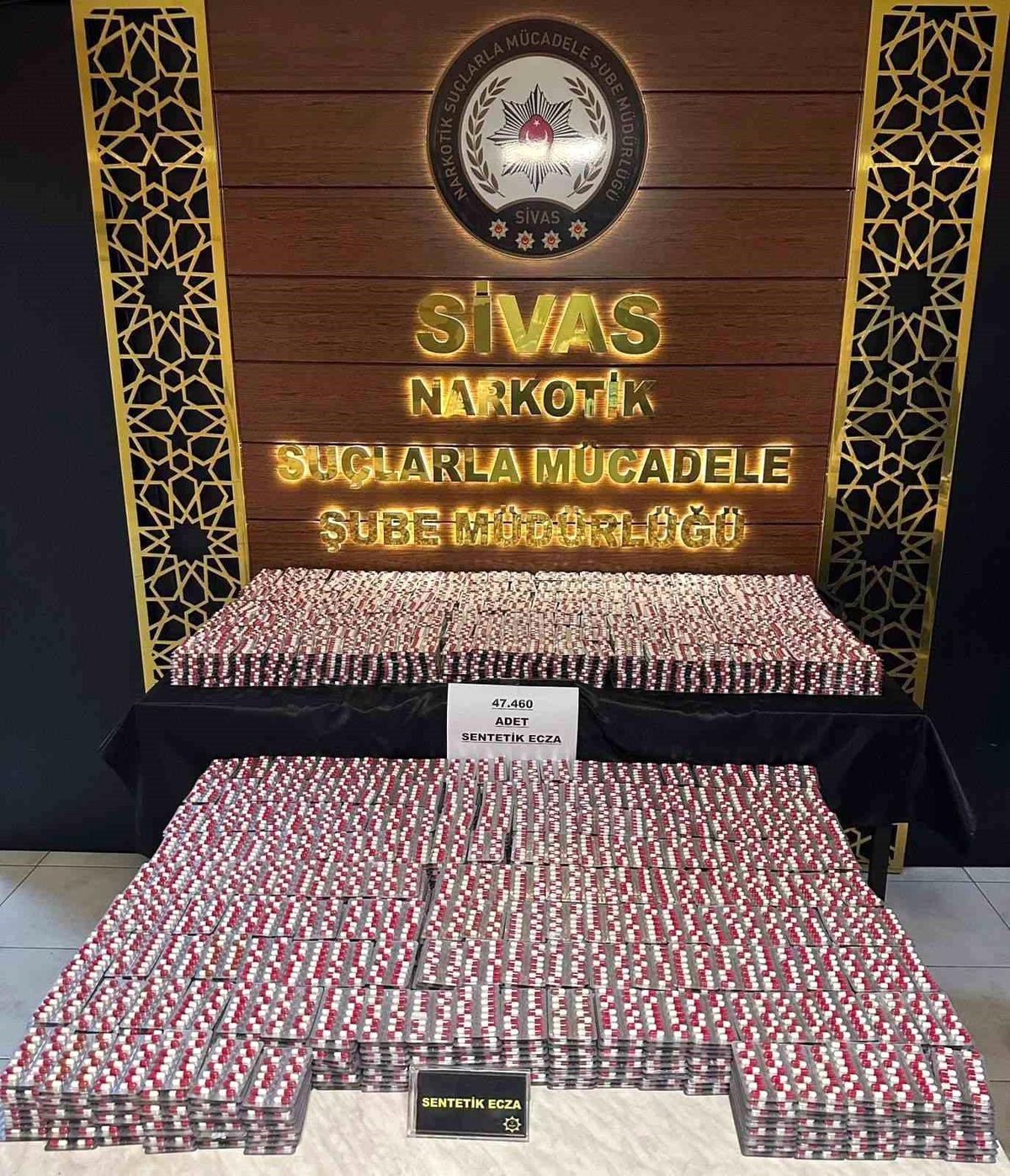 Sivas'ta 133 bin 840 adet uyuşturucu hapla yakalanan zanlıla