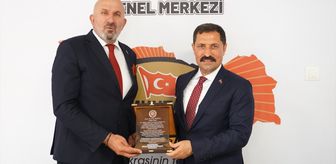 Hatay Valisi Masatlı'ya 'Asrın Valisi' ödülü