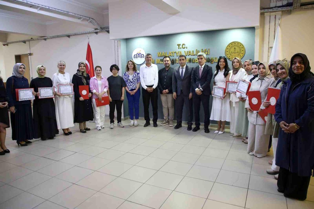 'Afet Sonrası Öğretmenlerde Psikososyal İyileşme Programı' tamamlandı