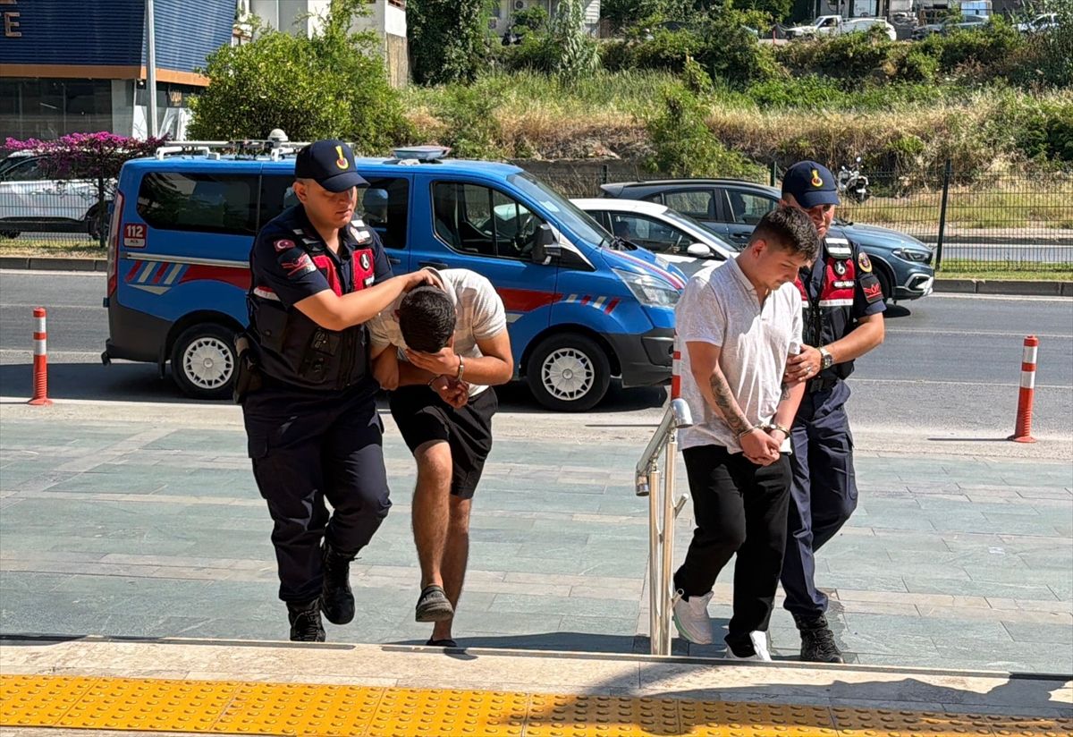 Alanya'da Alman uyruklu kişinin parasını gasbeden 4 şüpheli tutuklandı