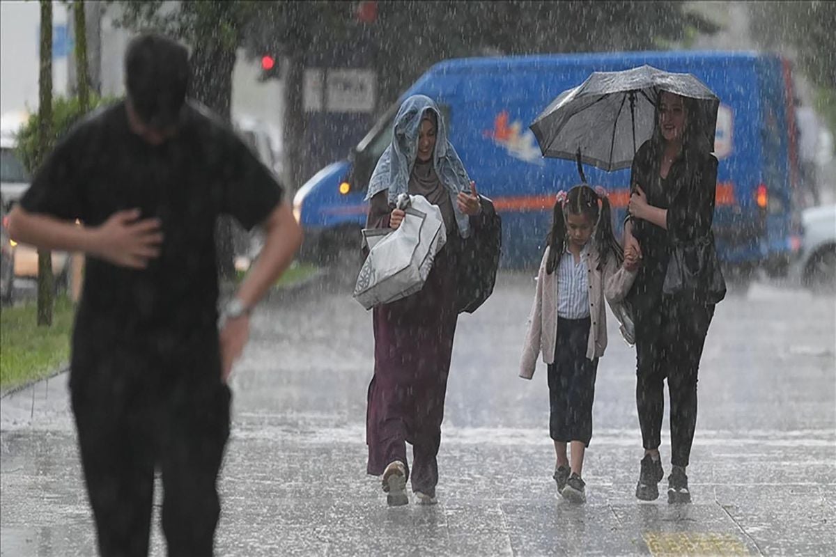 Ankara'da yarın dışarı çıkacaklar dikkat! Sağanak çok kuvvetli vuracak
