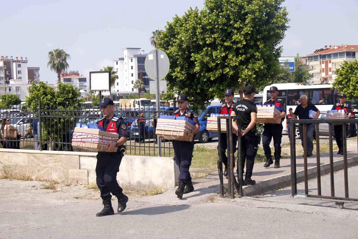 Antalya merkezli 27 ilde yasa dışı bahis soruşturmasında 68 