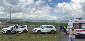 Ardahan'da iki otomobilin çarpıştığı kazada 3 kişi yaralandı