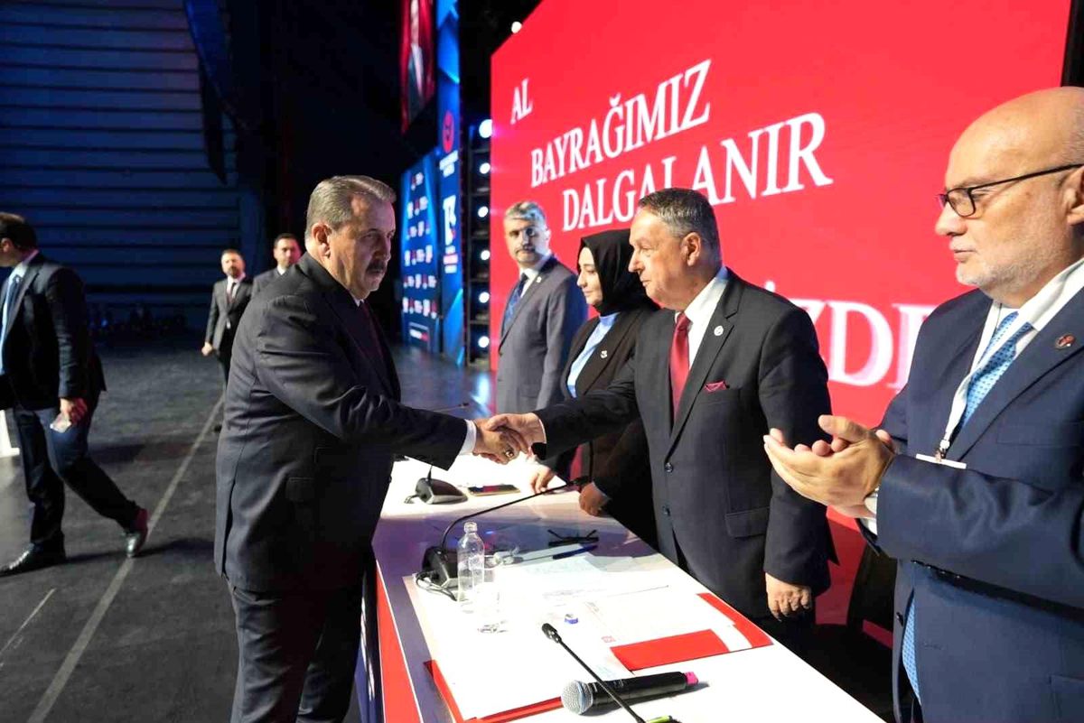 BBP'nin kurultayında Bursa'dan 5 isim MKYK'ya seçildi