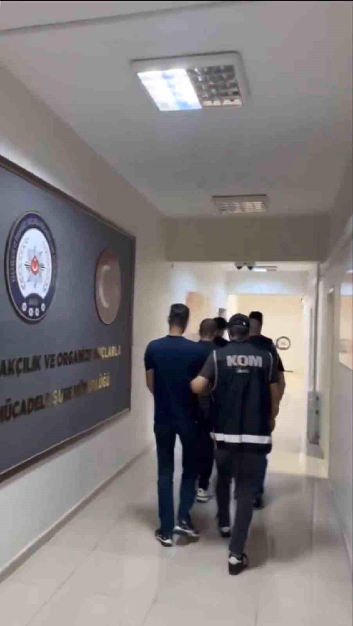 Bingöl'de dolandırıcılık operasyonu kapsamında adliyeye sevk edilen şüpheliler