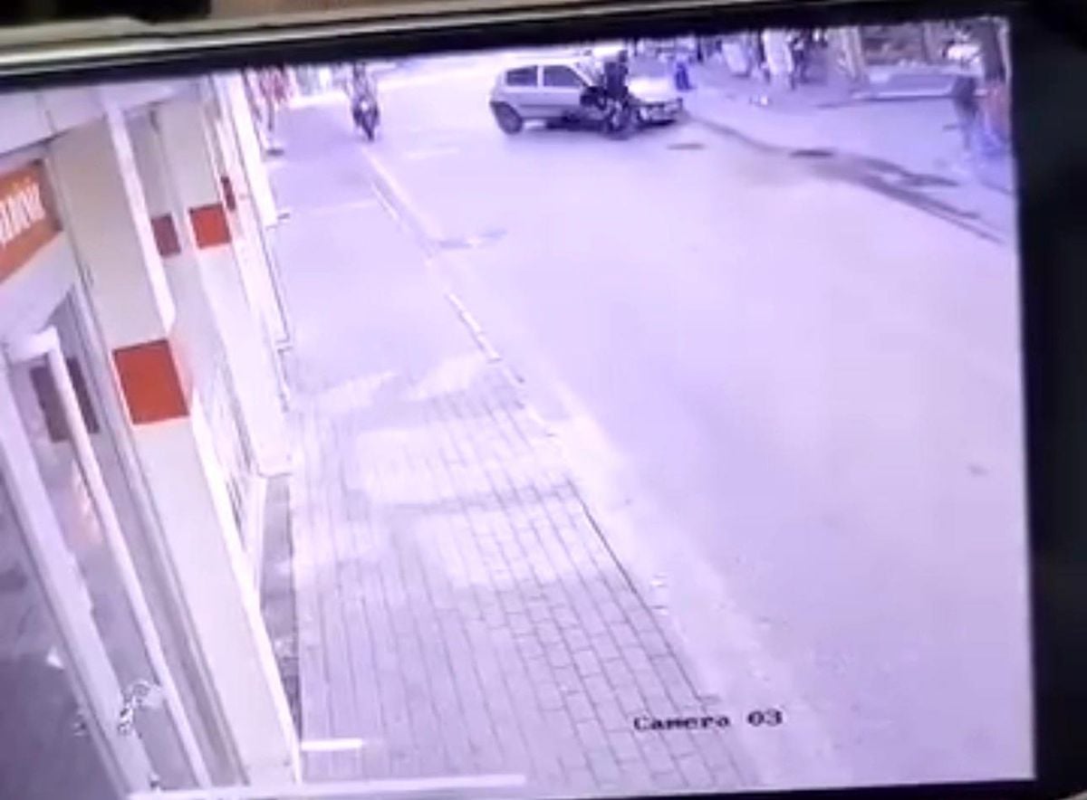 Bursa'da ilginç kaza...Yapay zeka değil, gerçek kaza görüntüsü
