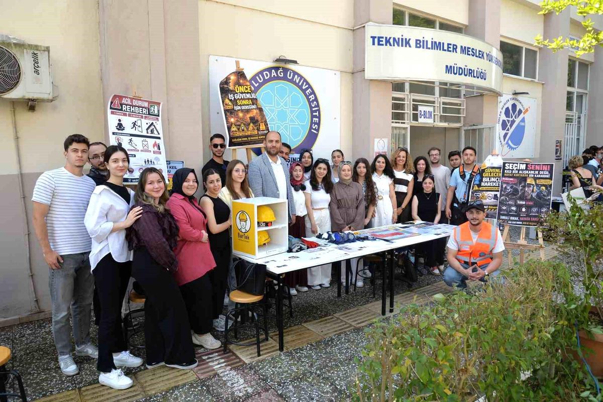 Bursa Uludağ Üniversitesi'nde yılsonu proje şenliği