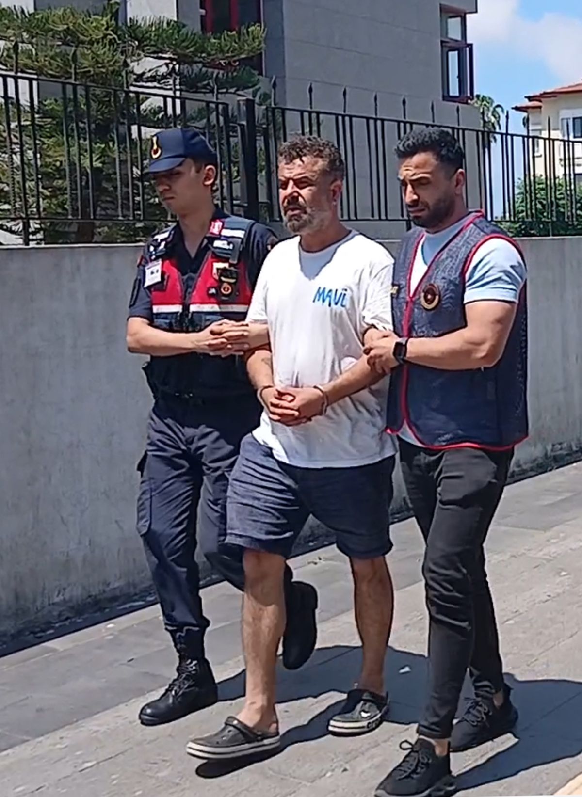 Cinayet şüphelisi çift tutuklandı