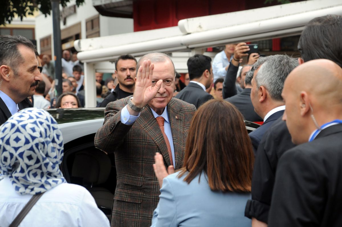 Cumhurbaşkanı Recep Tayyip Erdoğan Edirne'de vatandaşlarla sohbet ederken
