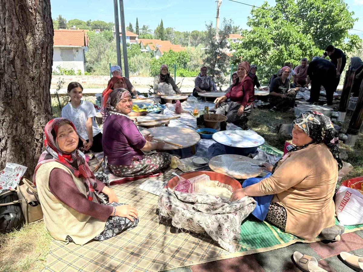 Gördes Huzurevi'nden milli takıma yürekten destek