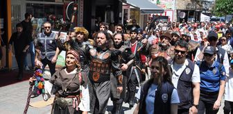 Kütahya'da 'Germiyan Festivali' kortej yürüyüşüyle başladı