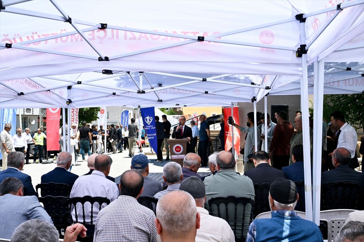 Malatya'da Hacı Hüseyin Kölük Camisi ibadete açıldı