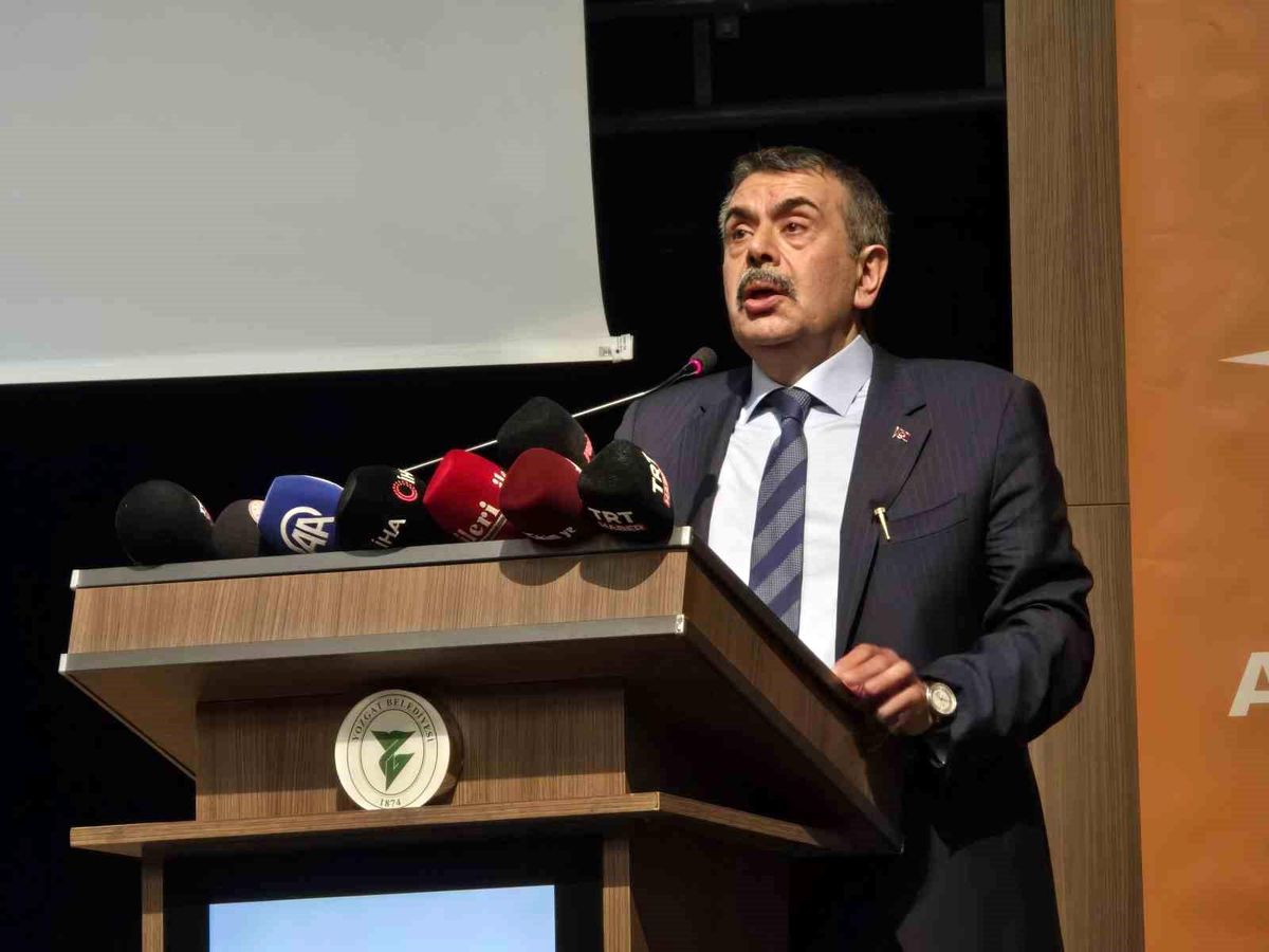 Milli Eğitim Bakanı Yusuf Tekin'in siyasi figürlere yönelik değerlendirmesi