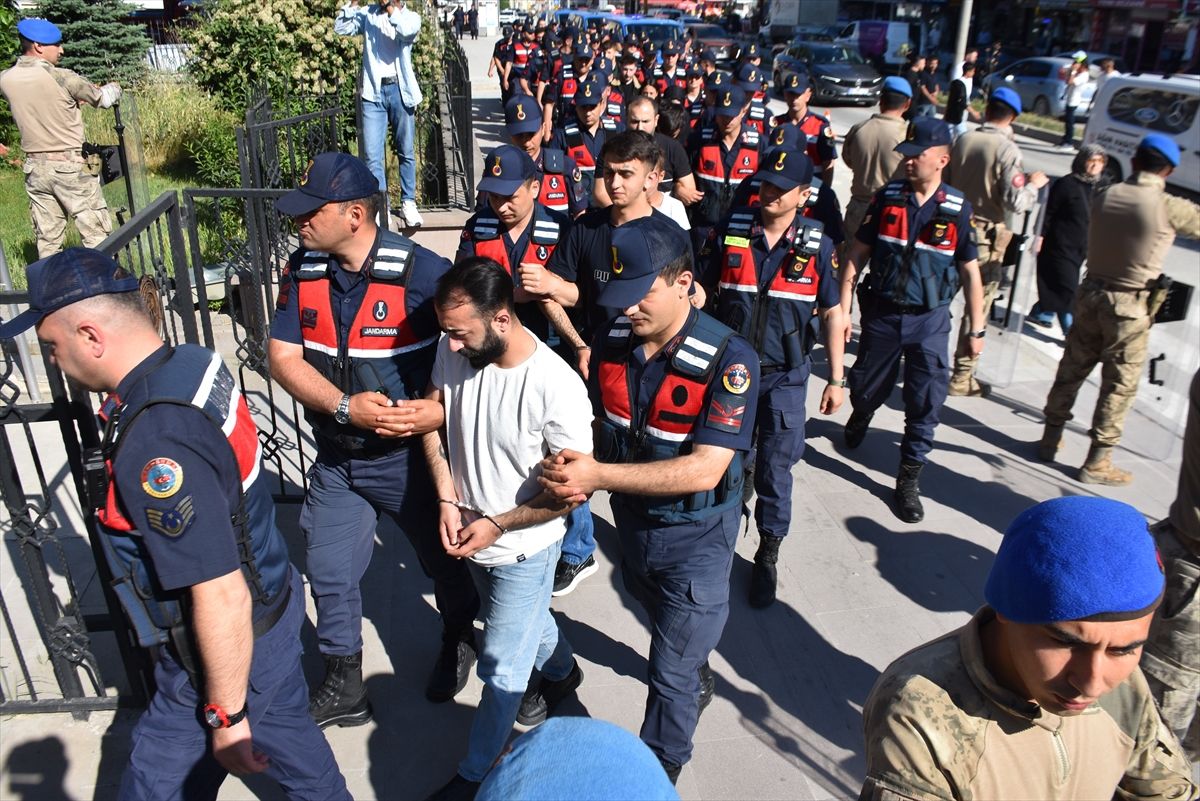 Sinop merkezli yasa dışı bahis ve dolandırıcılık operasyonunda 23 kişi yakalandı