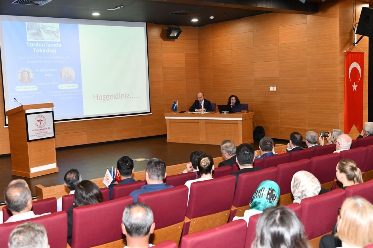 Tekirdağ'da 'Tarihin İzinde Tekirdağ' konferansı düzenlendi