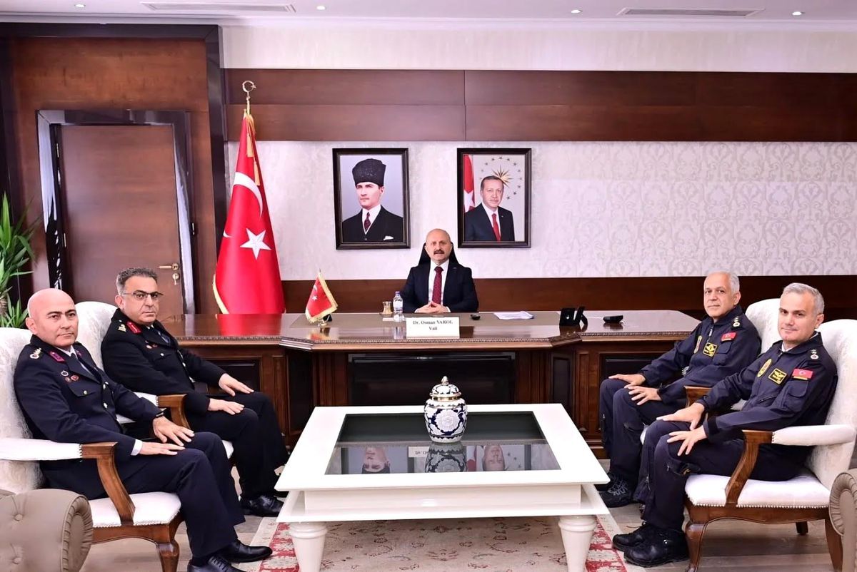 Vali Varol: 'Jandarma, vatandaşlarımızın can ve mal güvenliğinin teminatıdır'