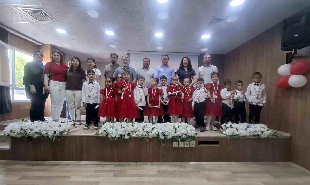 Yeni okulda ilk sahne