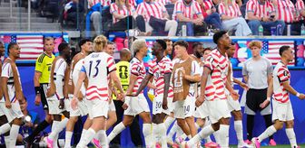 A Milli Takım'ın rakiplerinden ABD, Paraguay'a gol oldu yağdı
