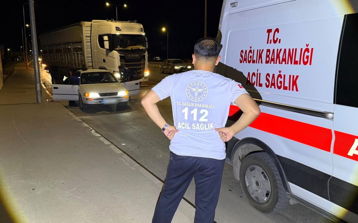 Aldığı maddenin etkisiyle baygın bulunan sürücü ekipleri harekete geçirdi