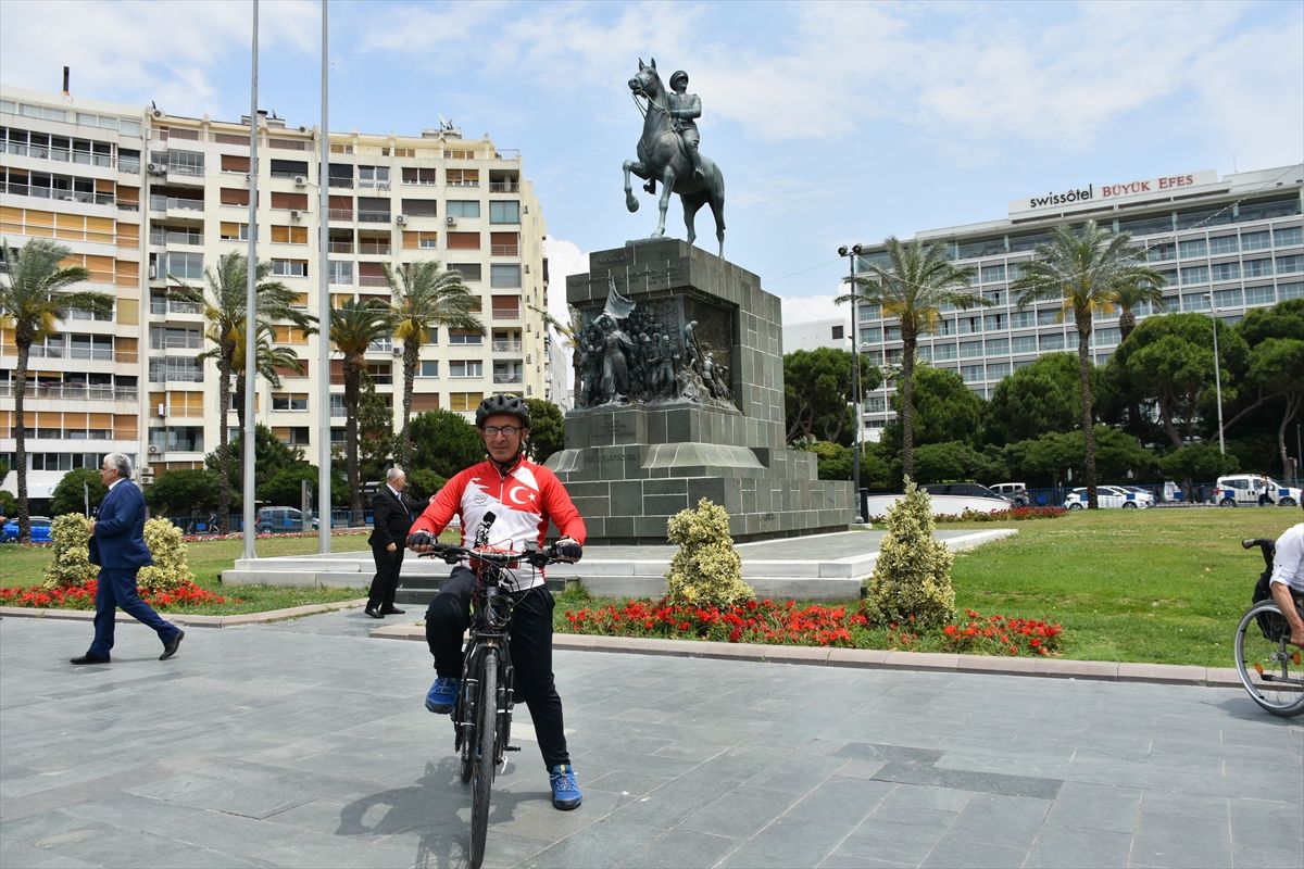 İzmir’den Hatay’a Bisikletle Vefa Yolculuğu